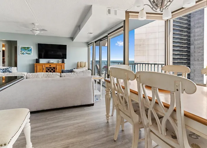 Holiday home Ocean Getaway Capri 2br W Ocean Views, Pool, Fitness Center *
