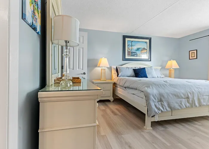 Ocean Getaway Capri 2br W Ocean Views, Pool, Fitness Center Ocean City