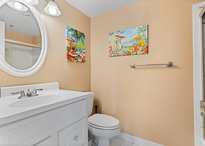 Ocean Getaway Capri 2br W Ocean Views, Pool, Fitness Center *